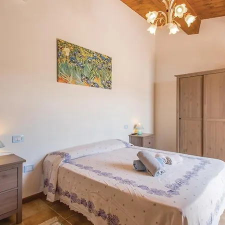 Agriturismo Ca Ferro * Урбино